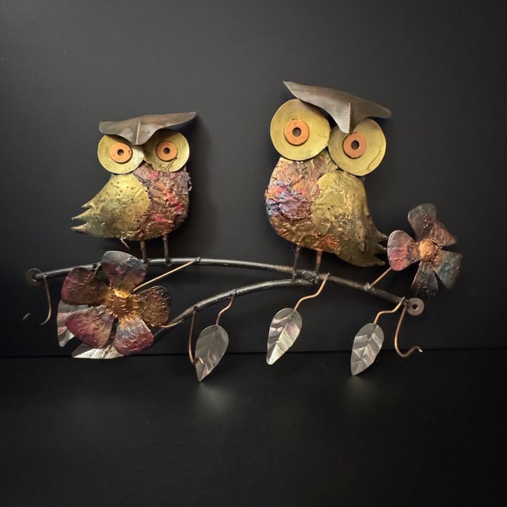 Metal Owl Wall Art With Flowers & Hooks Rustic Handcrafted Design Multi-Color - Picture 15 of 16